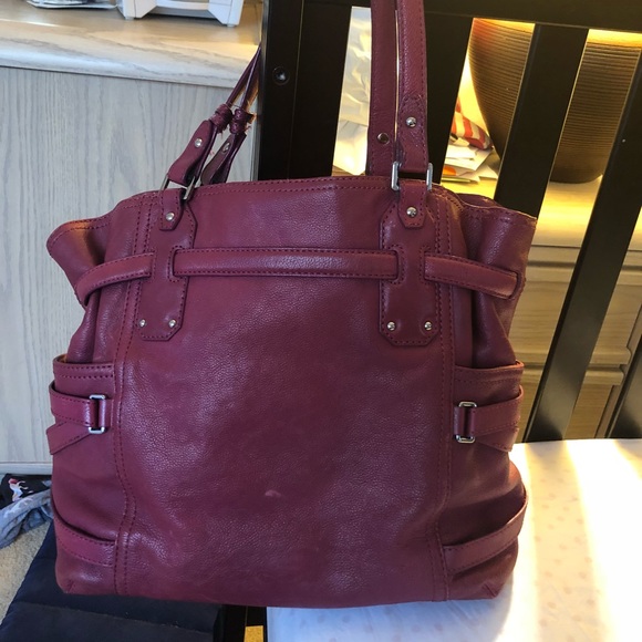 Mikael Kors Gansevoort Tote - Picture 2 of 8